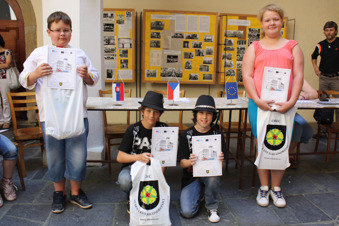 deti z Rakovej absolvovali 18.-19. 6. 2012 dvojdennú návštevu v Starej Vsi